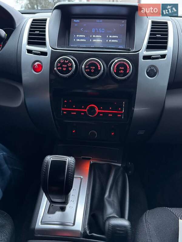 Позашляховик / Кросовер Mitsubishi Pajero Sport 2012 в Криничках