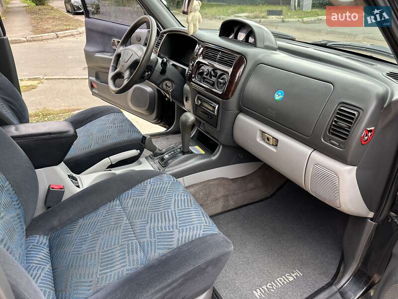 Внедорожник / Кроссовер Mitsubishi Pajero Sport 2001 в Одессе