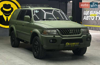 Позашляховик / Кросовер Mitsubishi Pajero Sport 2003 в Чернівцях