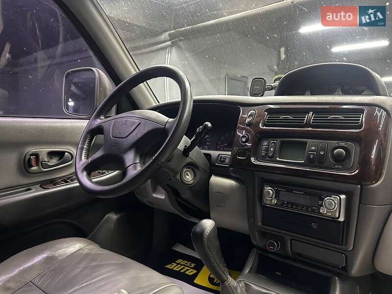 Внедорожник / Кроссовер Mitsubishi Pajero Sport 2003 в Черновцах фото 14 Внедорожник / Кроссовер Mitsubishi Pajero Sport 2003 в Черновцах