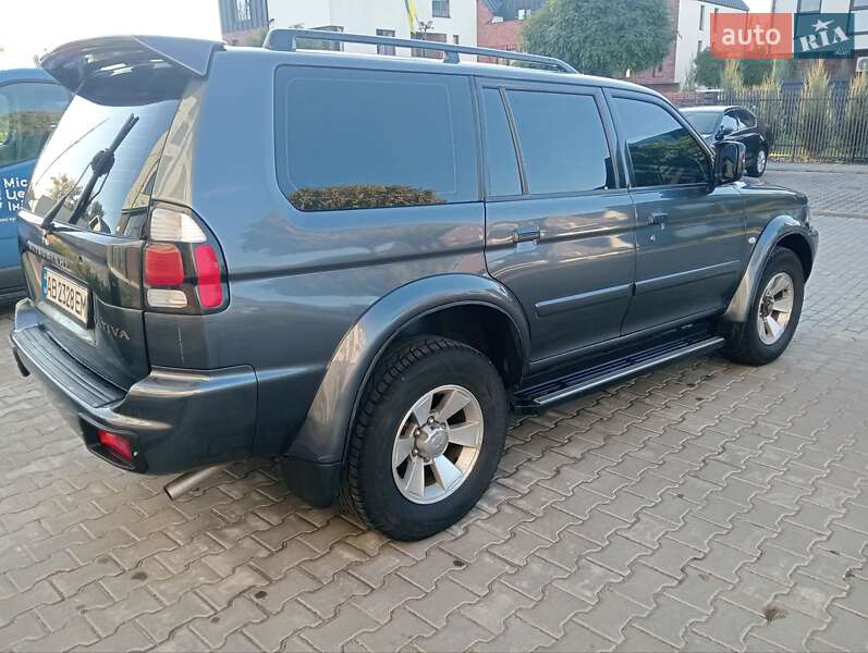 Позашляховик / Кросовер Mitsubishi Pajero Sport 2008 в Умані