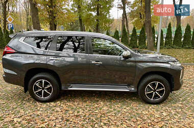 Позашляховик / Кросовер Mitsubishi Pajero Sport 2021 в Харкові Позашляховик / Кросовер Mitsubishi Pajero Sport 2021 в Харкові