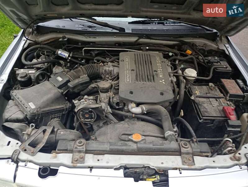 Позашляховик / Кросовер Mitsubishi Pajero Sport 2007 в Соснівці