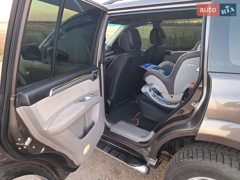 Внедорожник / Кроссовер Mitsubishi Pajero Sport 2012 в Чуднове