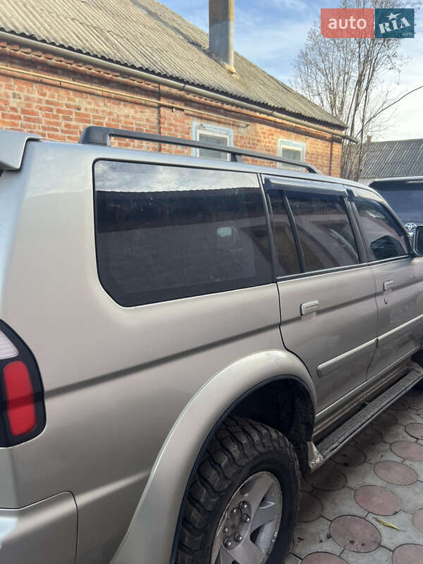 Внедорожник / Кроссовер Mitsubishi Pajero Sport 2007 в Барвенкове