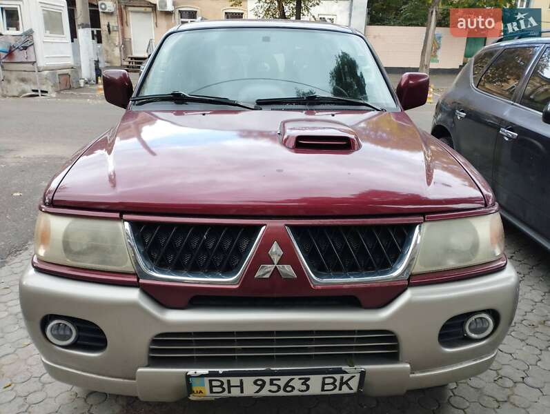 Внедорожник / Кроссовер Mitsubishi Pajero Sport 2005 в Одессе
