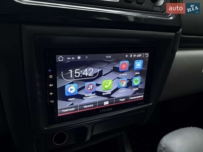 Внедорожник / Кроссовер Mitsubishi Pajero Sport 2005 в Киеве