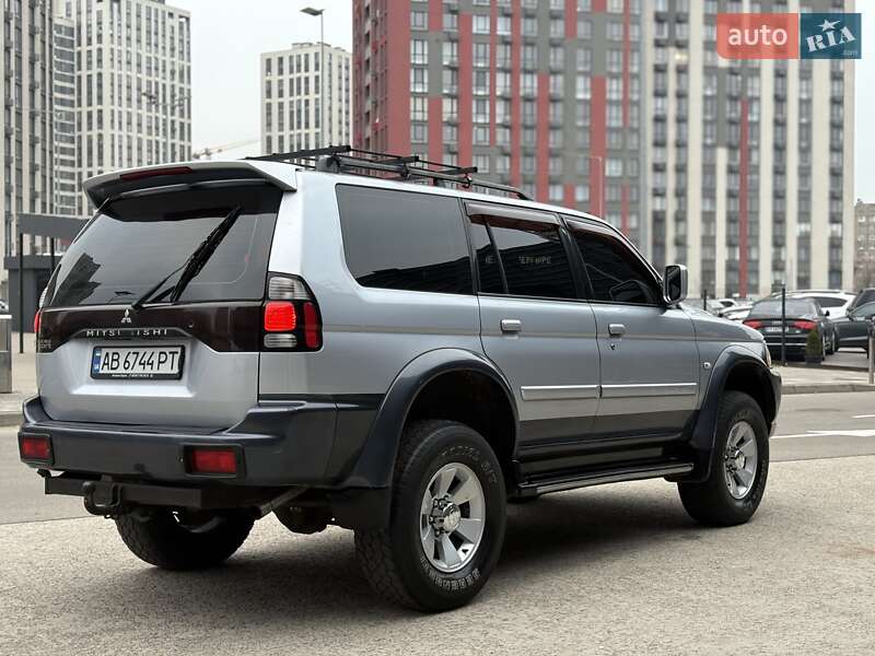 Внедорожник / Кроссовер Mitsubishi Pajero Sport 2005 в Киеве