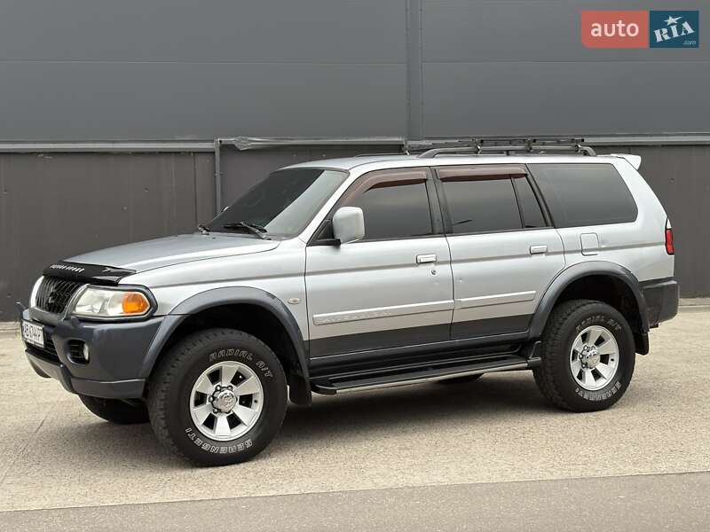 Внедорожник / Кроссовер Mitsubishi Pajero Sport 2005 в Киеве