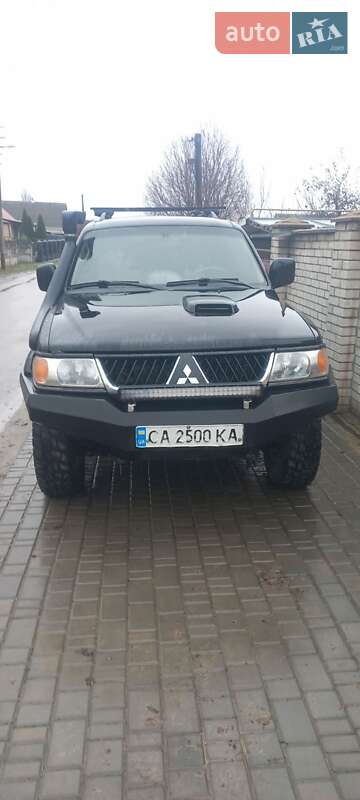 Mitsubishi Pajero Sport 2006