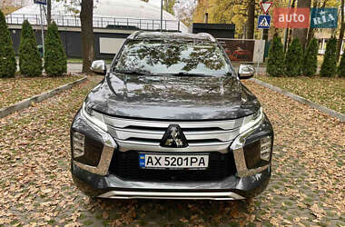 Позашляховик / Кросовер Mitsubishi Pajero Sport 2021 в Харкові