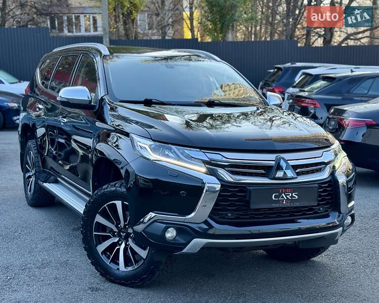 Mitsubishi Pajero Sport 2017