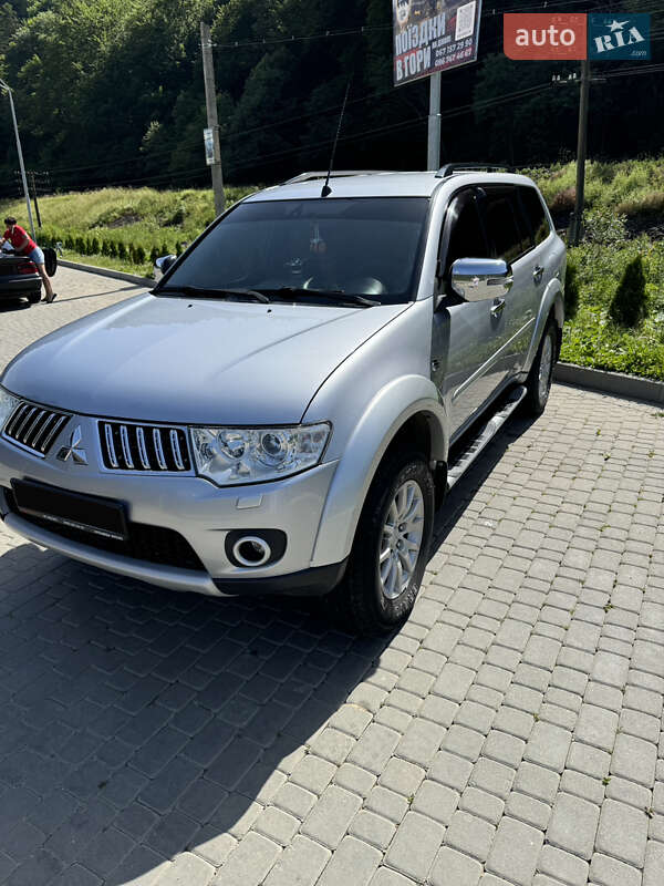 Внедорожник / Кроссовер Mitsubishi Pajero Sport 2013 в Ивано-Франковске фото 27 Внедорожник / Кроссовер Mitsubishi Pajero Sport 2013 в Ивано-Франковске