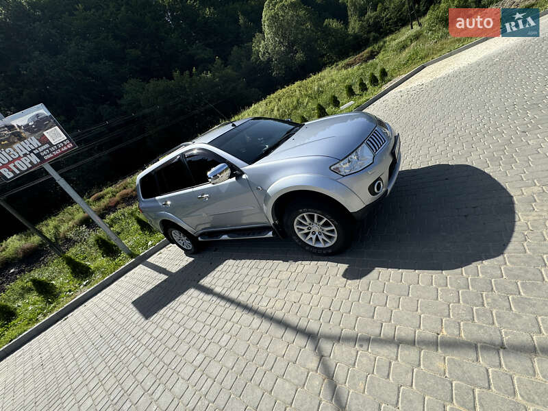 Внедорожник / Кроссовер Mitsubishi Pajero Sport 2013 в Ивано-Франковске фото 29 Внедорожник / Кроссовер Mitsubishi Pajero Sport 2013 в Ивано-Франковске