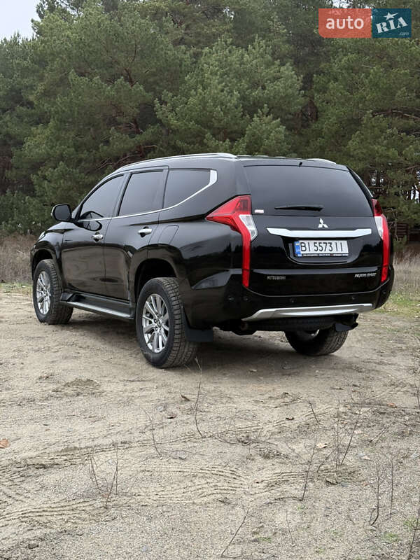Позашляховик / Кросовер Mitsubishi Pajero Sport 2019 в Дніпрі