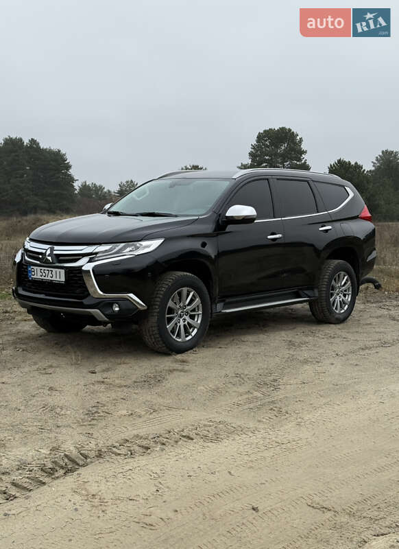 Позашляховик / Кросовер Mitsubishi Pajero Sport 2019 в Дніпрі
