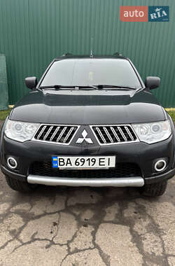 Внедорожник / Кроссовер Mitsubishi Pajero Sport 2010 в Долинской