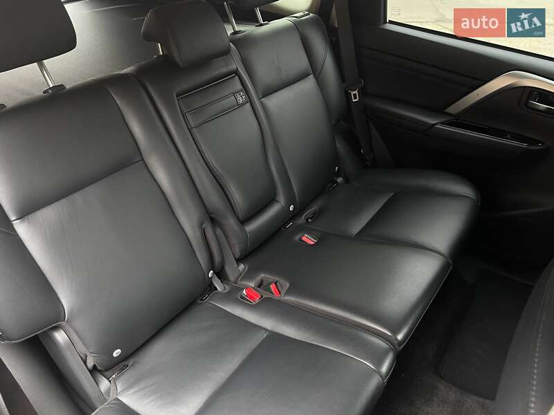 Внедорожник / Кроссовер Mitsubishi Pajero Sport 2021 в Николаеве фото 21 Внедорожник / Кроссовер Mitsubishi Pajero Sport 2021 в Николаеве