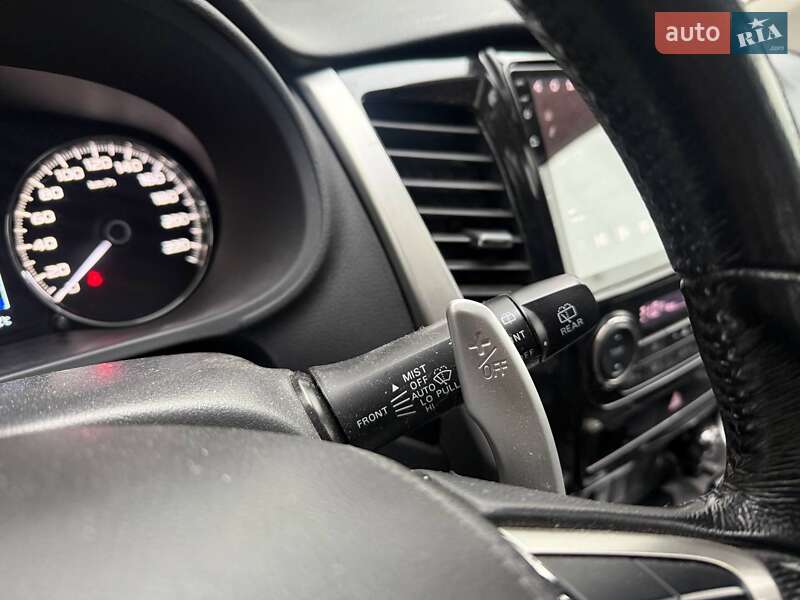 Внедорожник / Кроссовер Mitsubishi Pajero Sport 2019 в Киеве