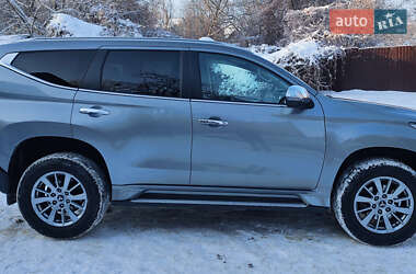 Внедорожник / Кроссовер Mitsubishi Pajero Sport 2019 в Киеве