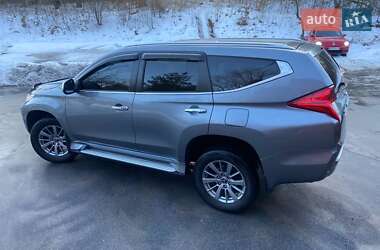 Внедорожник / Кроссовер Mitsubishi Pajero Sport 2018 в Виннице