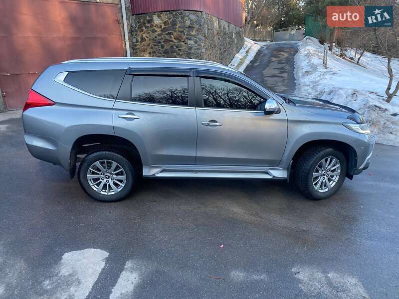 Mitsubishi Pajero Sport 2018