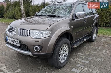 Внедорожник / Кроссовер Mitsubishi Pajero Sport 2011 в Киеве