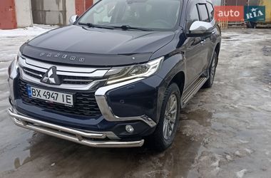 Позашляховик / Кросовер Mitsubishi Pajero Sport 2019 в Хмельницькому