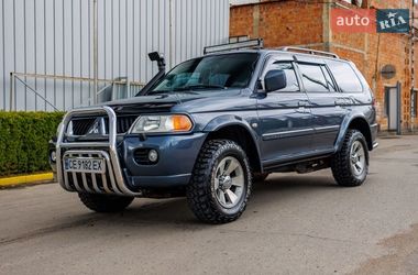 Позашляховик / Кросовер Mitsubishi Pajero Sport 2006 в Чернівцях