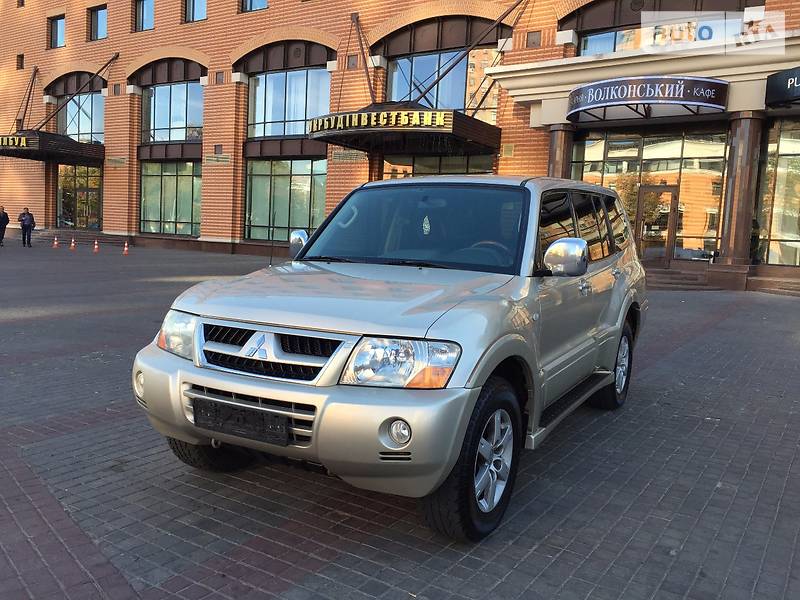 Внедорожник / Кроссовер Mitsubishi Pajero Wagon 2007 в Киеве