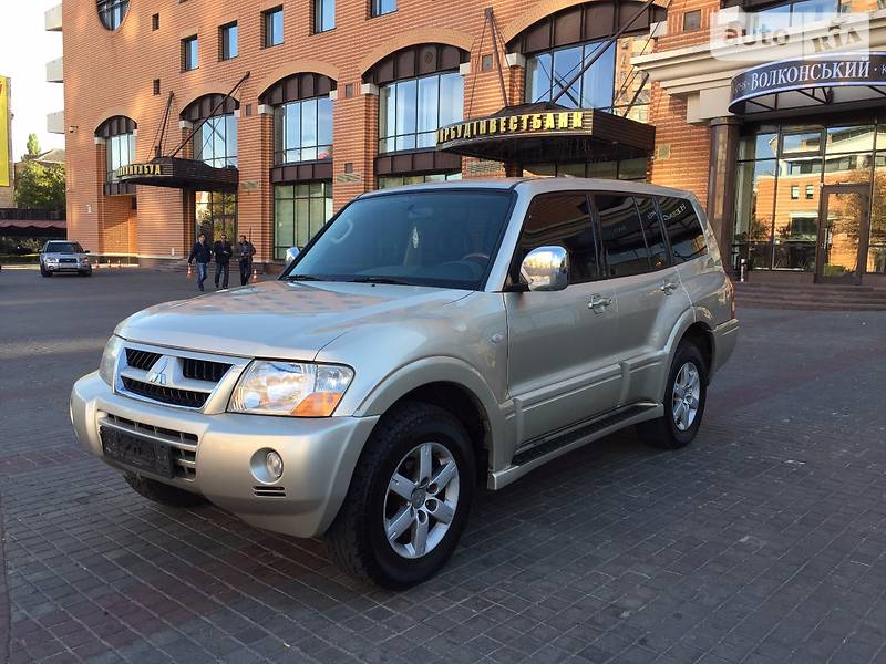 Внедорожник / Кроссовер Mitsubishi Pajero Wagon 2006 в Киеве