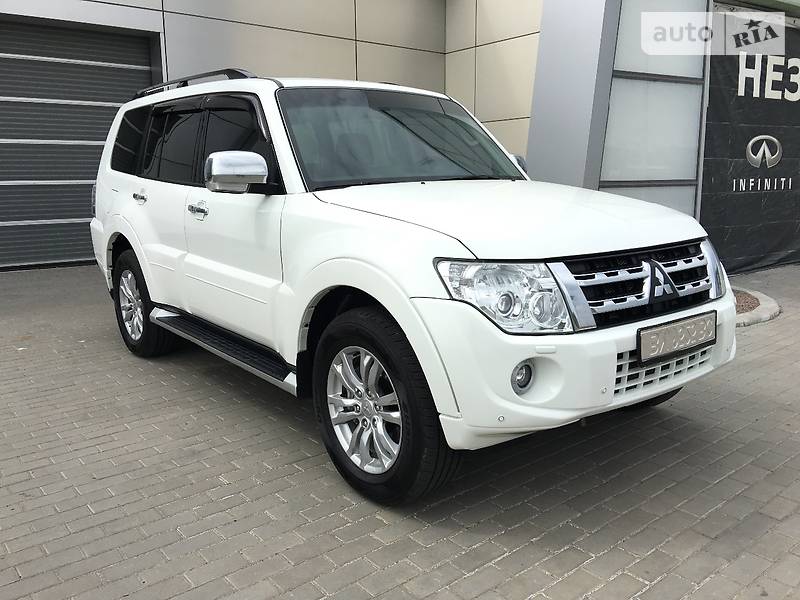 Внедорожник / Кроссовер Mitsubishi Pajero Wagon 2011 в Киеве