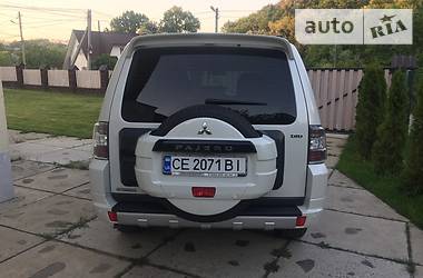 Внедорожник / Кроссовер Mitsubishi Pajero Wagon 2014 в Черновцах