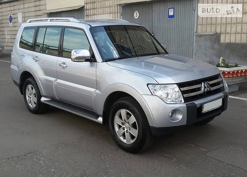 Mitsubishi Pajero 2008 года