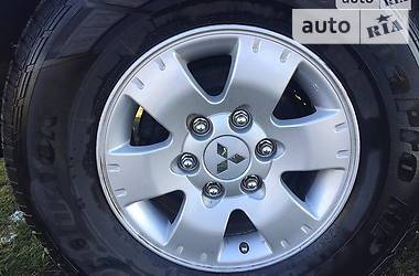 Позашляховик / Кросовер Mitsubishi Pajero Wagon 2004 в 