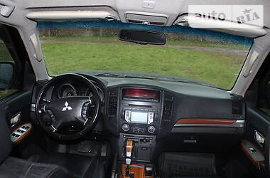 Позашляховик / Кросовер Mitsubishi Pajero Wagon 2007 в Львові