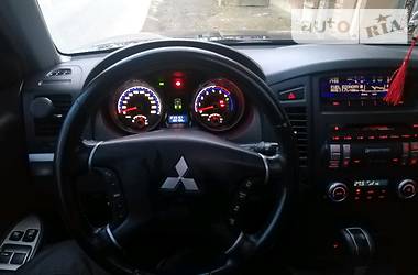 Позашляховик / Кросовер Mitsubishi Pajero Wagon 2008 в 