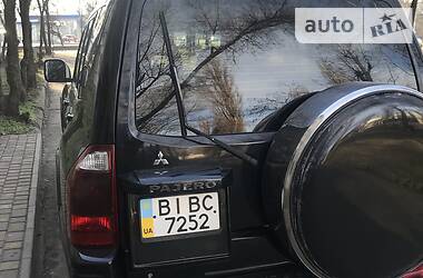 Позашляховик / Кросовер Mitsubishi Pajero Wagon 2006 в 