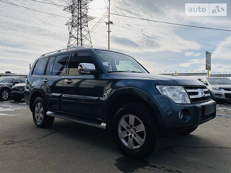 Внедорожник / Кроссовер Mitsubishi Pajero Wagon 2007 в Харькове