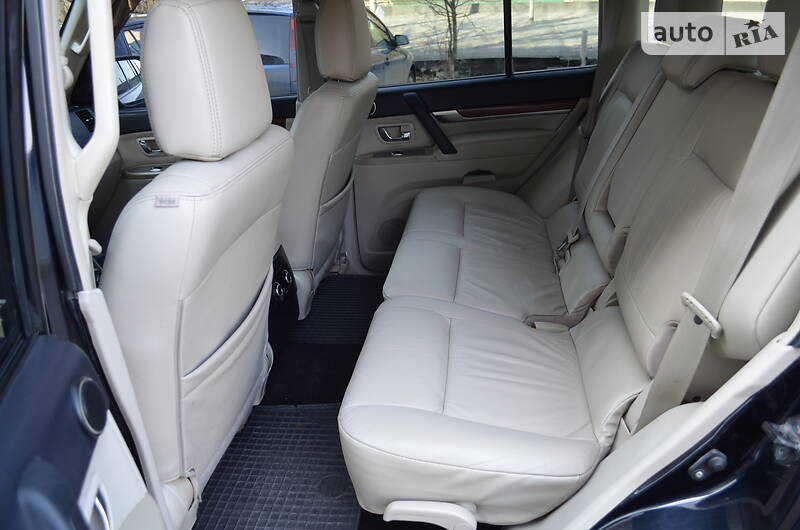Позашляховик / Кросовер Mitsubishi Pajero Wagon 2007 в Харкові