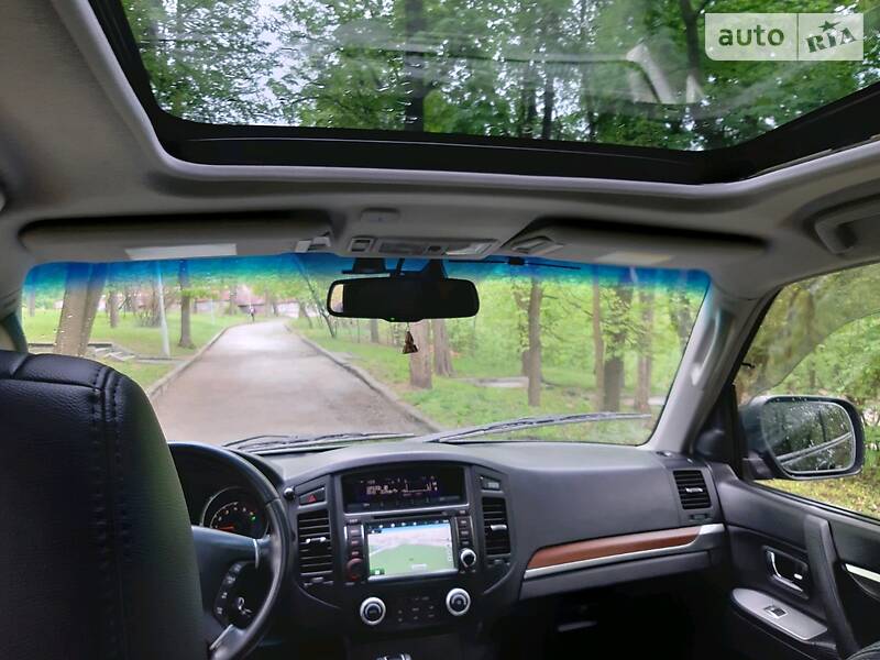 Позашляховик / Кросовер Mitsubishi Pajero Wagon 2008 в Житомирі