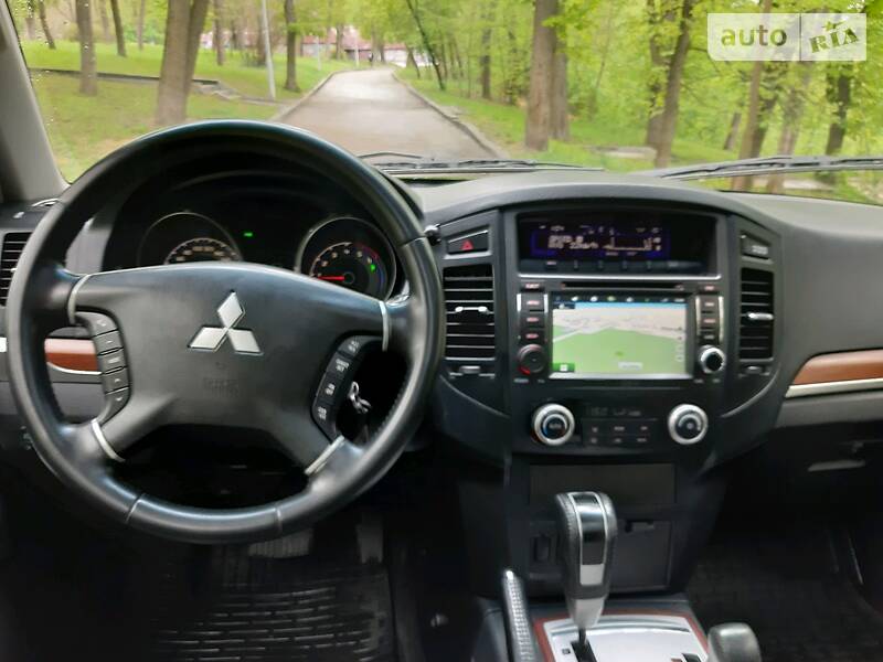 Позашляховик / Кросовер Mitsubishi Pajero Wagon 2008 в Житомирі