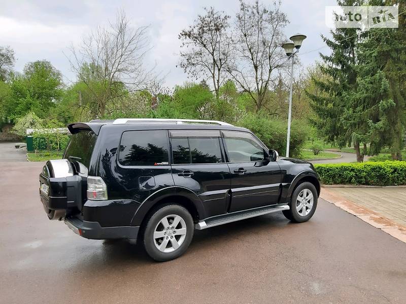 Позашляховик / Кросовер Mitsubishi Pajero Wagon 2008 в Житомирі