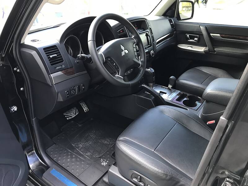 Універсал Mitsubishi Pajero Wagon 2015 в Вінниці фото 34 Універсал Mitsubishi Pajero Wagon 2015 в Вінниці