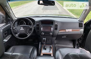 Позашляховик / Кросовер Mitsubishi Pajero Wagon 2007 в 