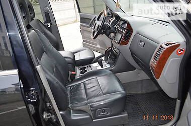 Позашляховик / Кросовер Mitsubishi Pajero Wagon 2006 в 