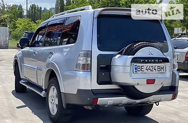 Позашляховик / Кросовер Mitsubishi Pajero Wagon 2007 в 