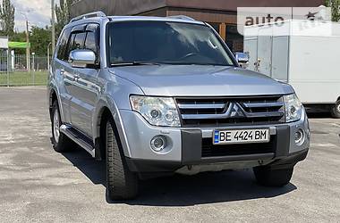 Позашляховик / Кросовер Mitsubishi Pajero Wagon 2007 в 