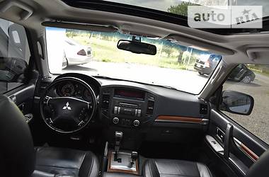 Позашляховик / Кросовер Mitsubishi Pajero Wagon 2007 в 
