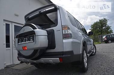 Позашляховик / Кросовер Mitsubishi Pajero Wagon 2007 в 